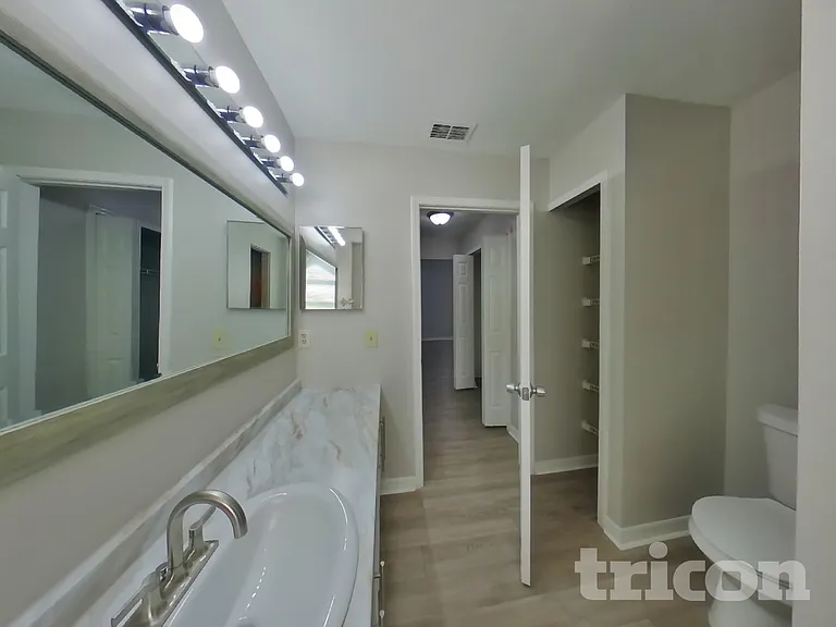 1313 Independence Dr — Photo 8