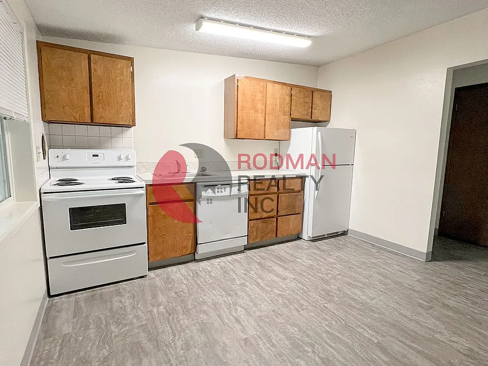 1148 10th Ave