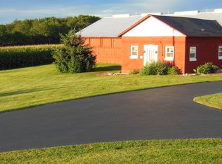 7673 N Pecatonica Rd, Pecatonica, IL 61063