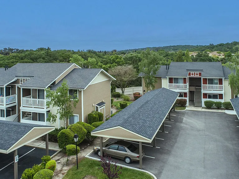 Alder Creek Apartments — Photo 21