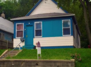 4533 N 39th St, Omaha, NE 68111