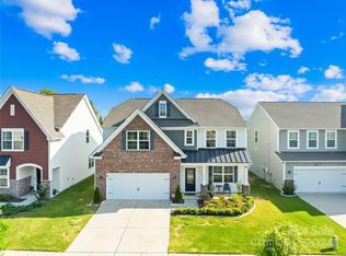 16338 Wavenly House Dr, Charlotte, NC 28273