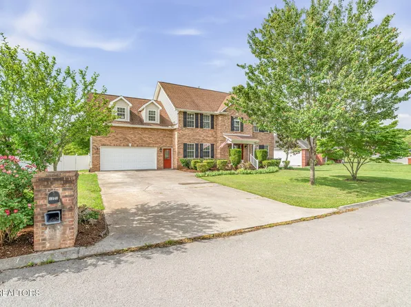 1322 Paxton Dr, Knoxville, TN 37918
