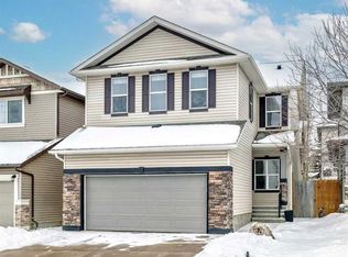 21 N Panamount Row NW, Calgary, AB T3K0C6