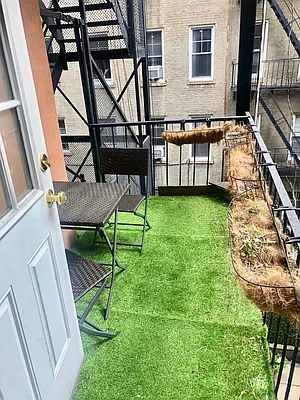 Rented by Newcastle Realty Services | media 23