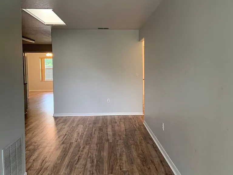 38A Lindsay Dr — Photo 14
