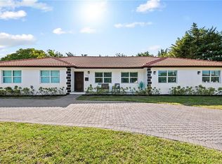 1225 Bayview Dr, Fort Lauderdale, FL 33304