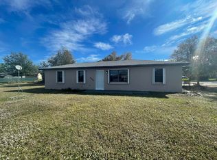 955 Lake Dr E, Lake Placid, FL 33852