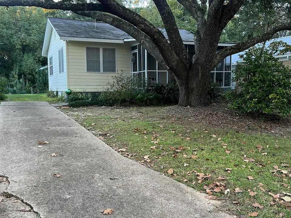 417 Jackson Ave