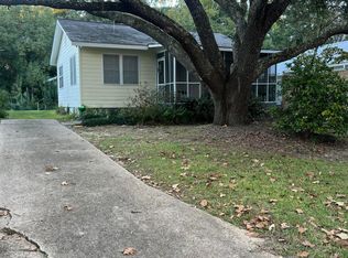 419 Jackson Ave, Ocean Springs, MS 39564