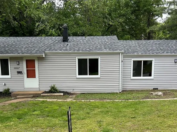10007 Delta Dr, Saint Ann, MO 63074