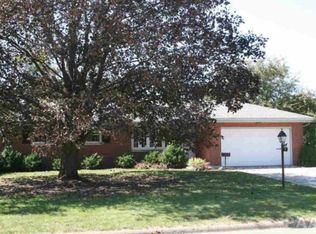 225 S Indiana Ave, Morton, IL 61550