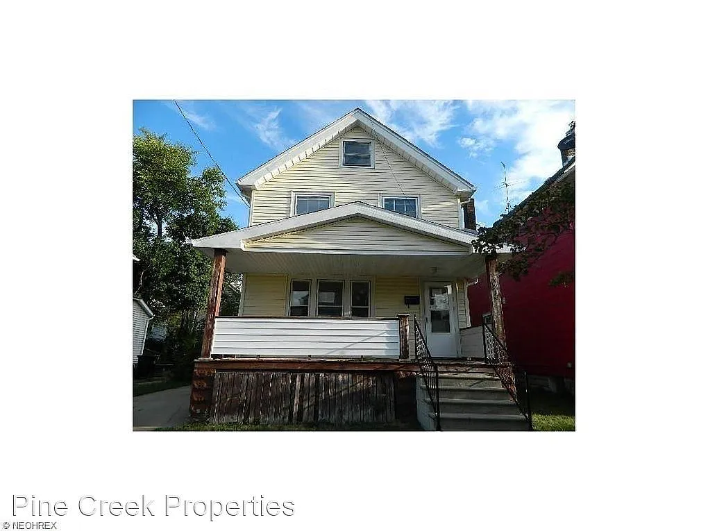 7919 Force Ave photo 1