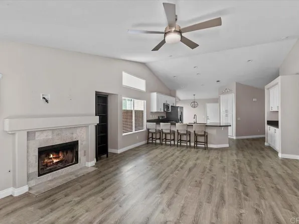 4972 Lake Shore Ct, Fallbrook, CA 92028