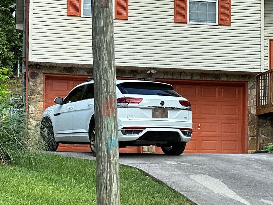 1st image of 6816 Silent Brook Ln