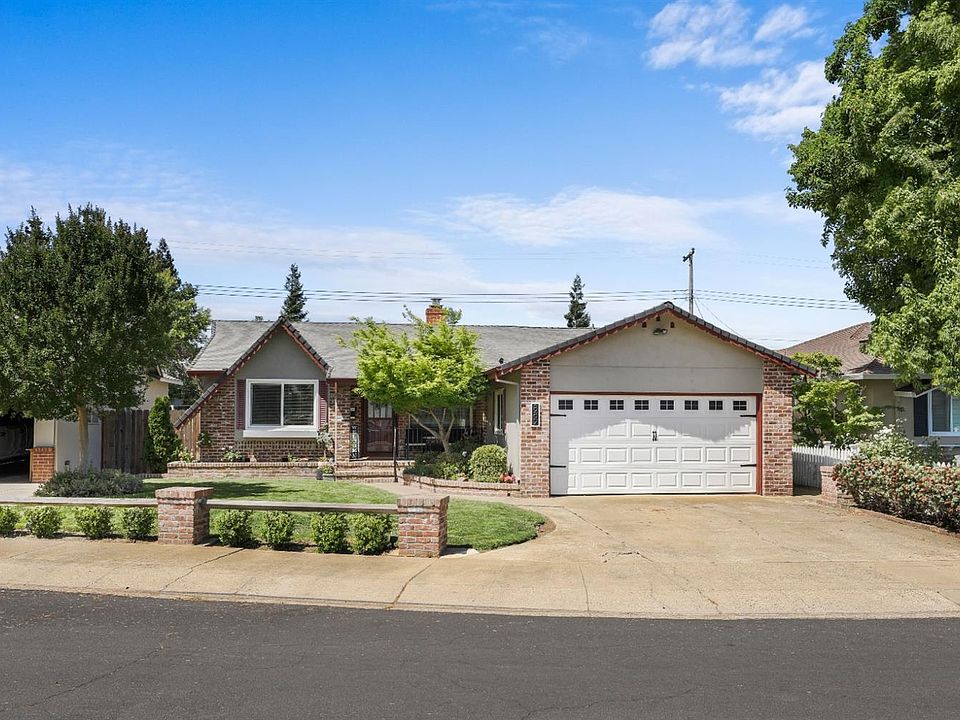 1st image of 882 Bel Air Ct