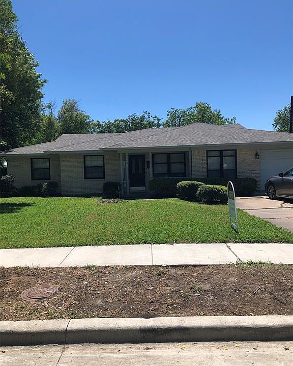 1st image of 3352 Shorewood Dr