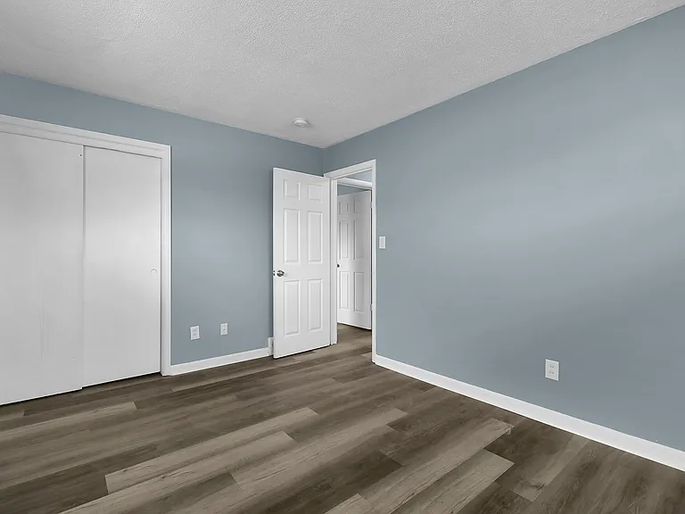3159 Stephen Dr S — Photo 11