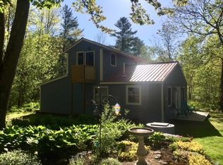 56 Lovejoy Shores Dr, Fayette, ME 04349