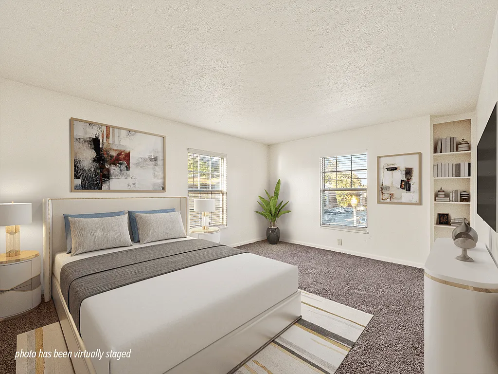 Olde Towne Village and Huntley Ridge Townhomes — Photo 4
