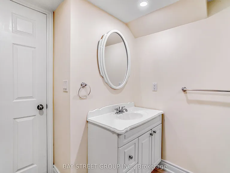 2050 Teeside Ct — Photo 43
