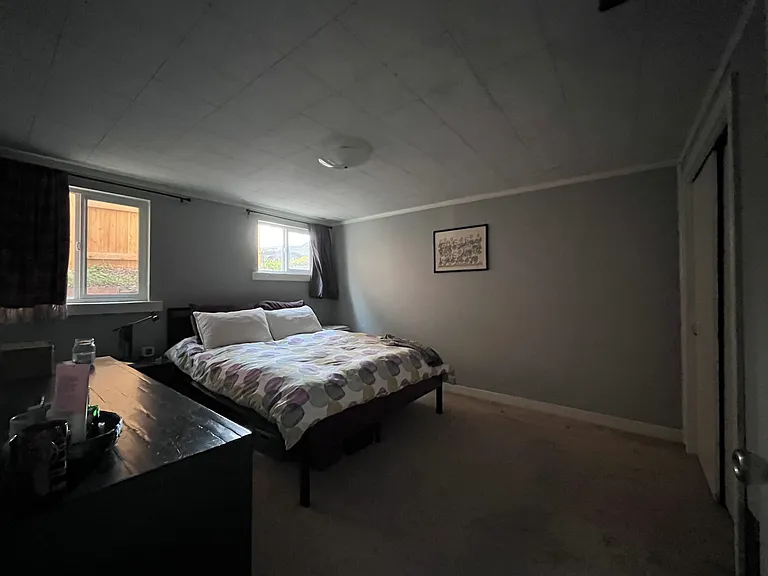 539 Dewey Ave #1 — Photo 10