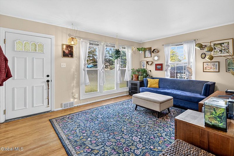 2nd image of 45 Buell Street