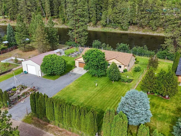 61 Paradise Cove Rd, Kettle Falls, WA 99141
