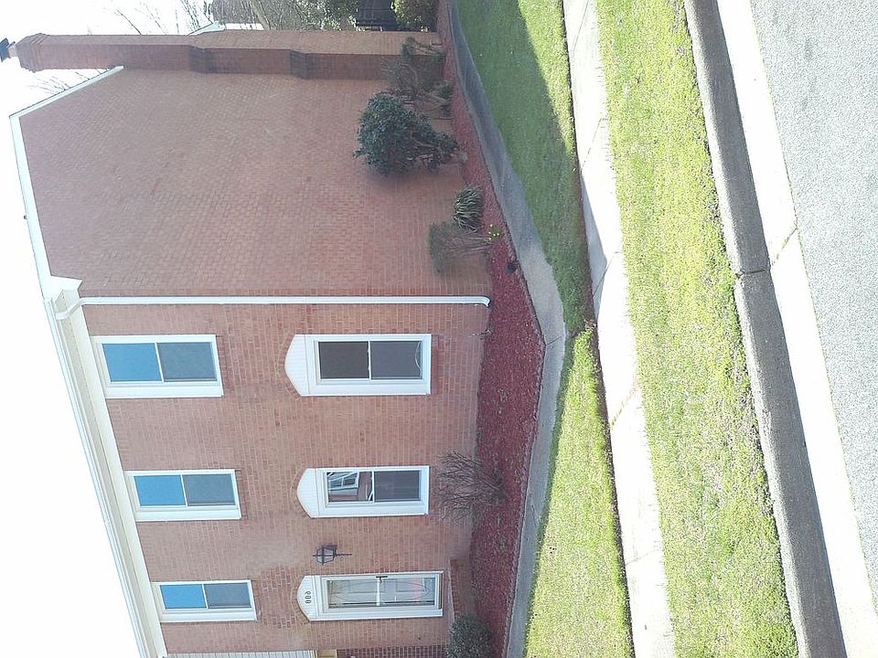 Front/Side Yard