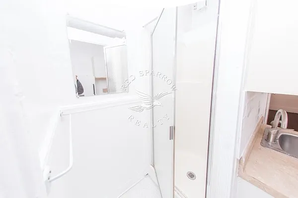 Rented by Red Sparrow Realty Group | media 51