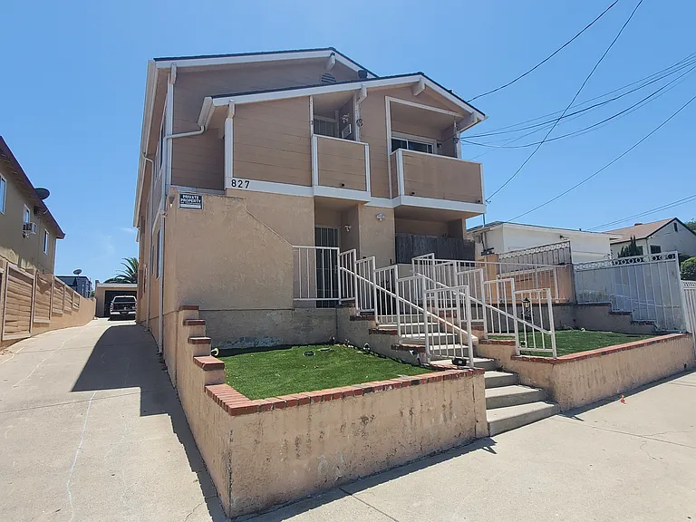 827 W Upland Ave #4 — Photo 2