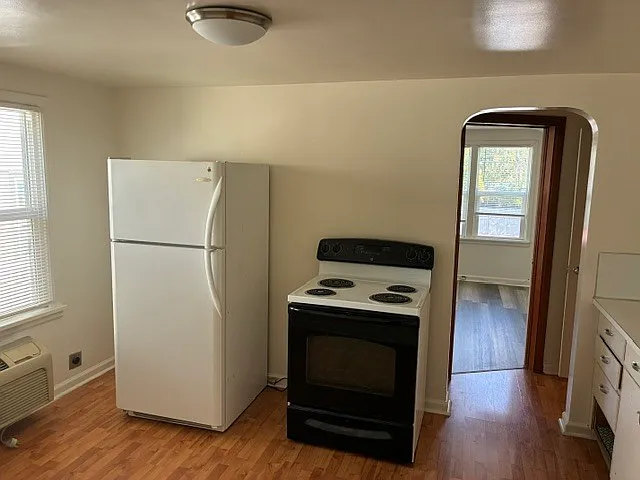 616 Fern St. S. — Photo 4