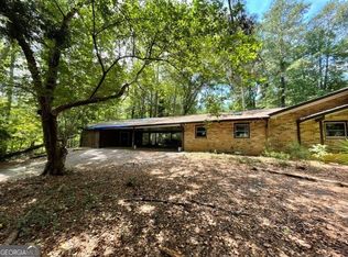 1319 Bermuda Rd, Stone Mountain, GA 30087