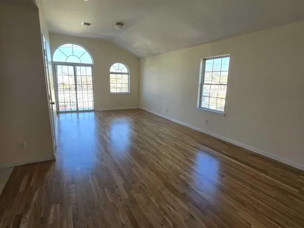 117 Fulton Ave, Jersey City, NJ 07305