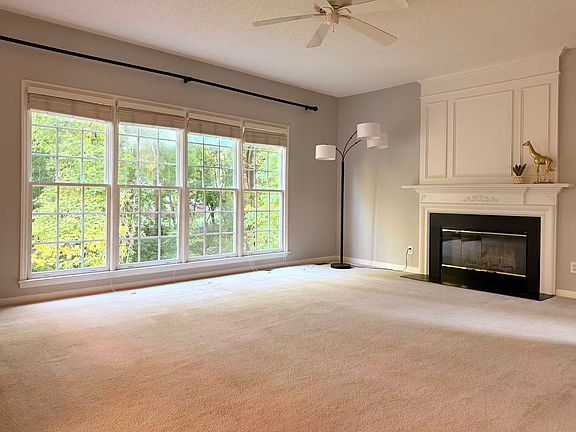 2nd image of 112 Hidden Rock Ct