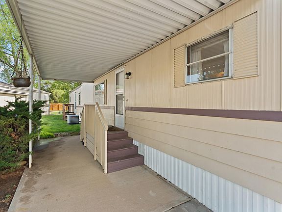 4th image of 1601 N College Ave #215