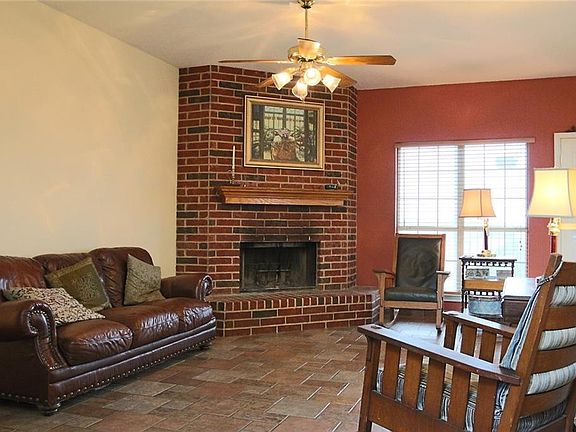 5th image of 8436 High Brush Dr