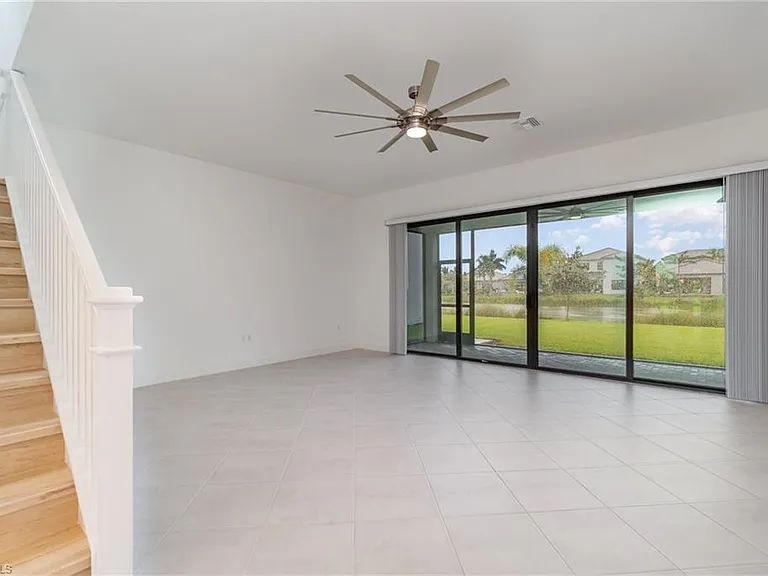 12750 Woodbury Dr — Photo 10