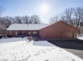 12217 Golden Acre Dr, Minnetonka, MN 55305