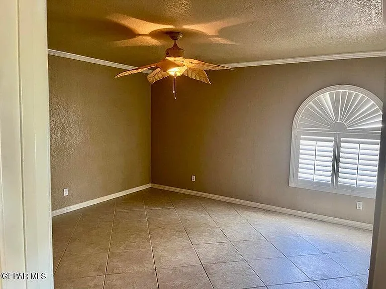 7409 Edgemere Blvd — Photo 42
