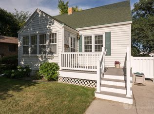 915 N 1st St, Bismarck, ND 58501