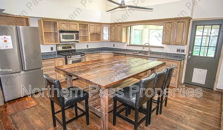 612 Willow Glen Dr — Photo 9