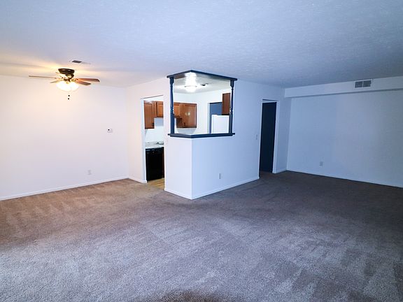 5th image of 5462 Beechmont Ave #A11