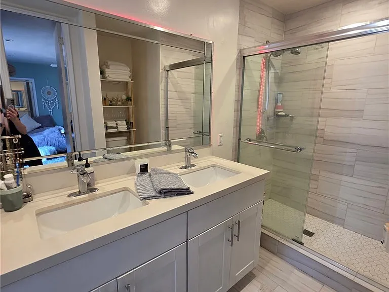 120 Hurricane St #2 — Photo 19