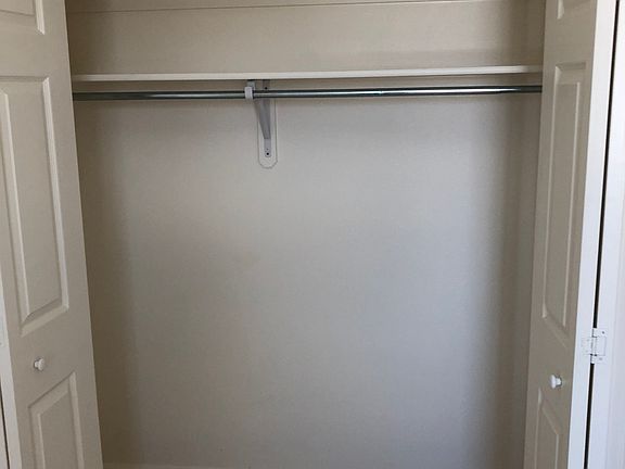 5th image of 3898 Brighton Cir
