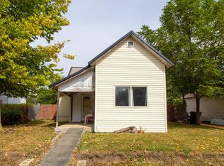 40 E Charles St, Redkey, IN 47373