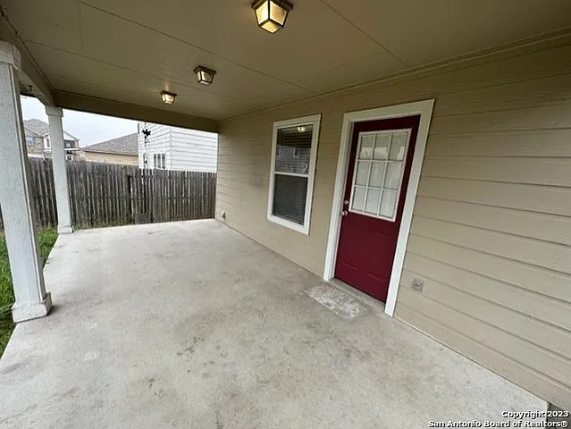 2111 Red Rock Xing — Photo 15