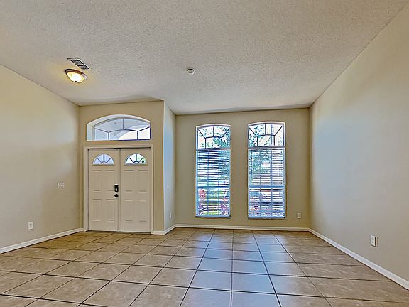 3rd image of 725 Whispering Cypress Ln