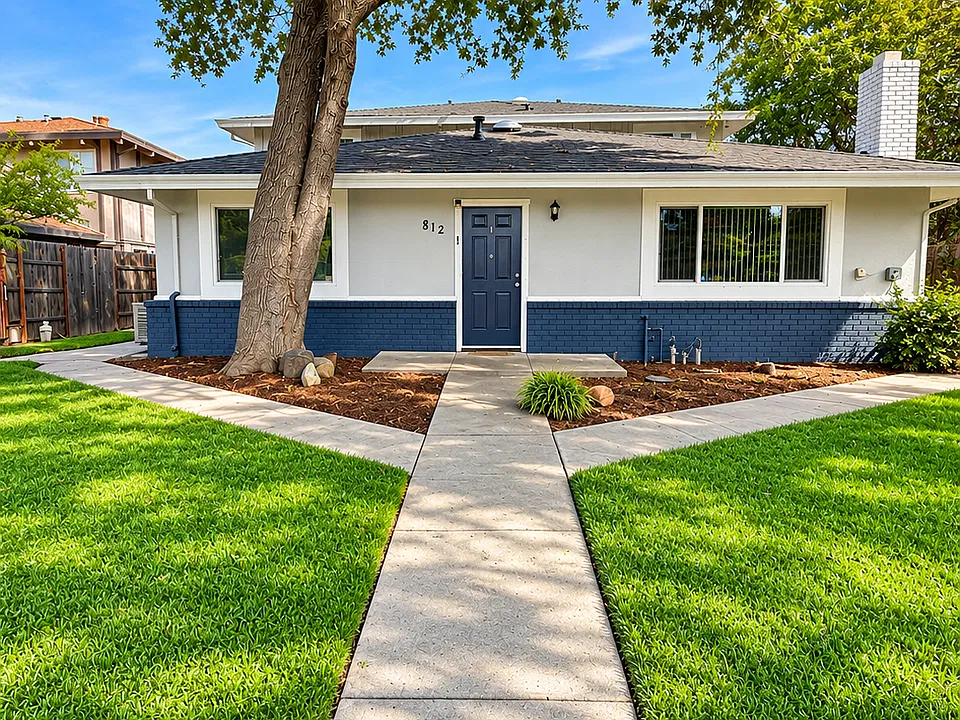 812 Carro Dr #1