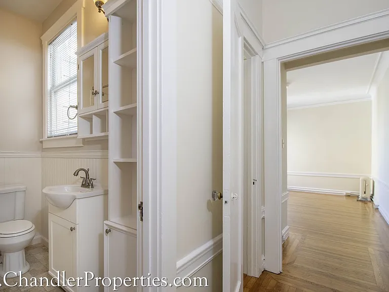 1250 Pine Street Apartments — Photo 9